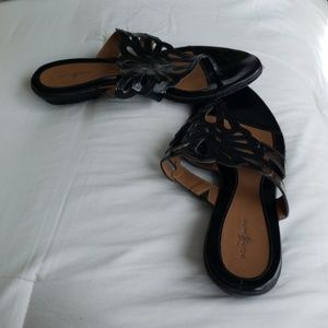 Black slides size 8.5
